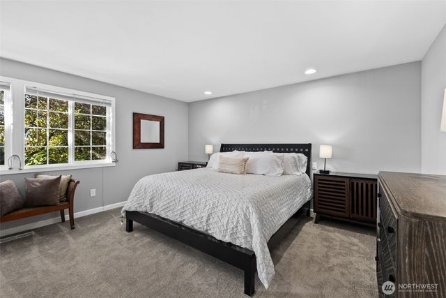 618 NW 163rd Street, Shoreline, WA 98177