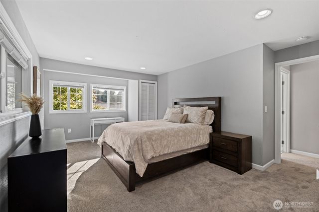 618 NW 163rd Street, Shoreline, WA 98177