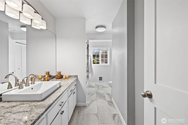 618 NW 163rd Street, Shoreline, WA 98177