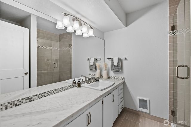 618 NW 163rd Street, Shoreline, WA 98177