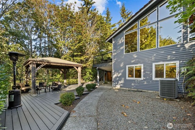618 NW 163rd Street, Shoreline, WA 98177