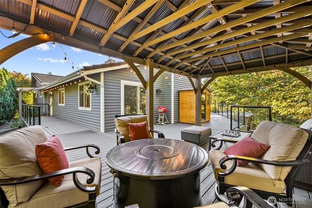 618 NW 163rd Street, Shoreline, WA 98177