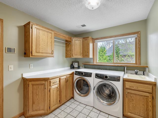 14259 Uplander Street NW, Andover, MN 55304