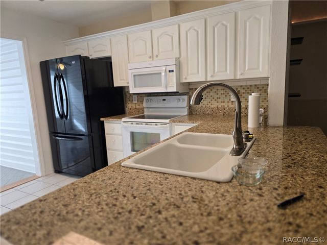 2280 N Hardee Point, Hernando, FL 34442