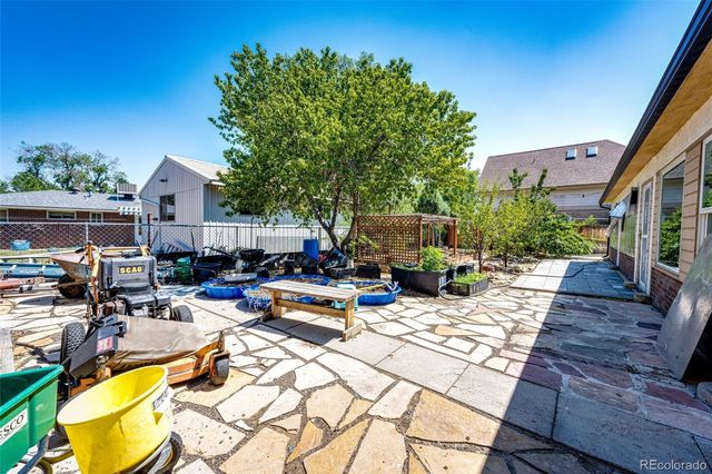 6799 W 52nd Avenue, Arvada, CO 80002