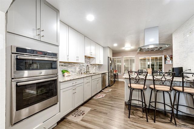 6799 W 52nd Avenue, Arvada, CO 80002
