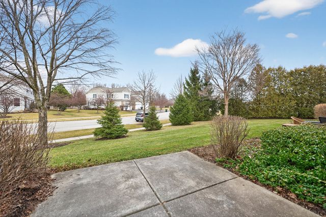 6N385 Whitmore Circle B, St. Charles, IL 60174