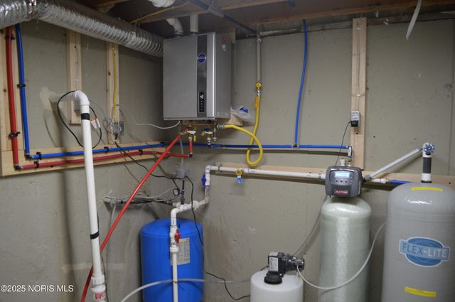 1258 Road 192, Antwerp, OH 45813