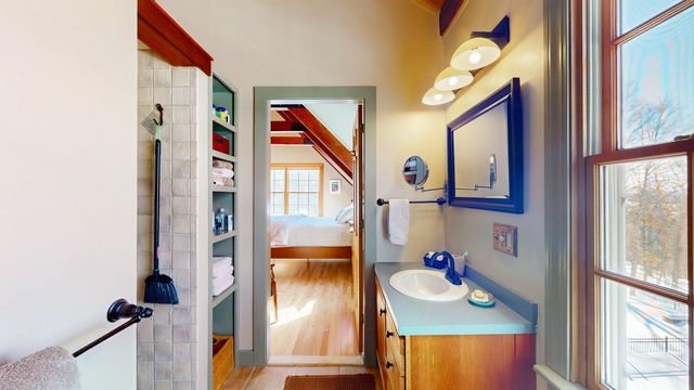 1456 Halladay Road, Middlebury, VT 05753