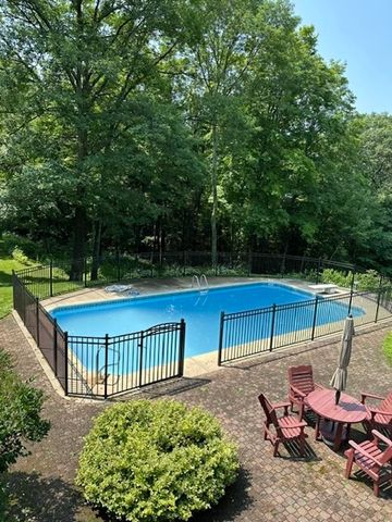 1456 Halladay Road, Middlebury, VT 05753