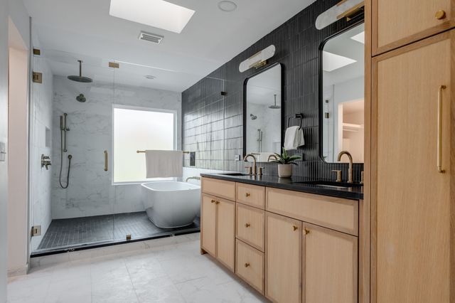 6423 Wrenwood Drive, Dallas, TX 75252