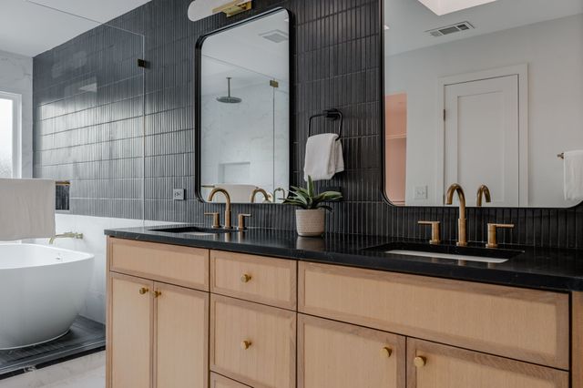 6423 Wrenwood Drive, Dallas, TX 75252