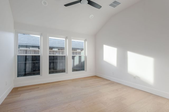 6423 Wrenwood Drive, Dallas, TX 75252