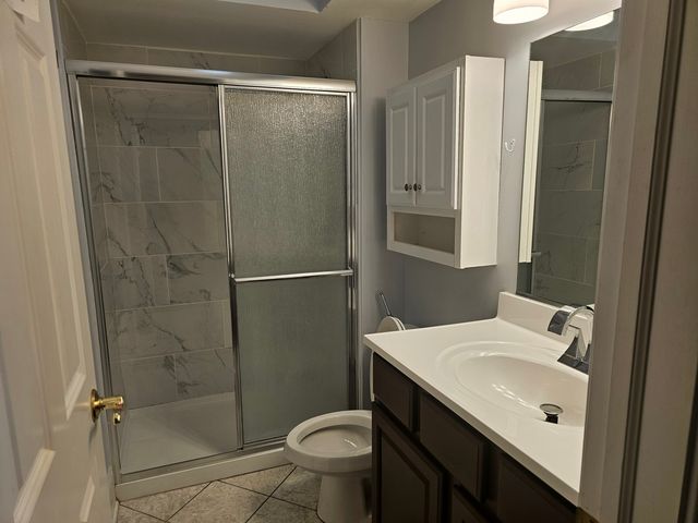 1903 Golf Road 1B, Mount Prospect, IL 60056