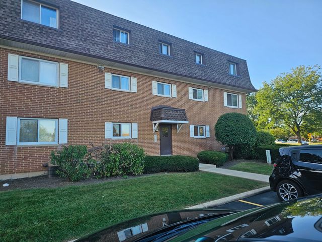 1903 Golf Road 1B, Mount Prospect, IL 60056