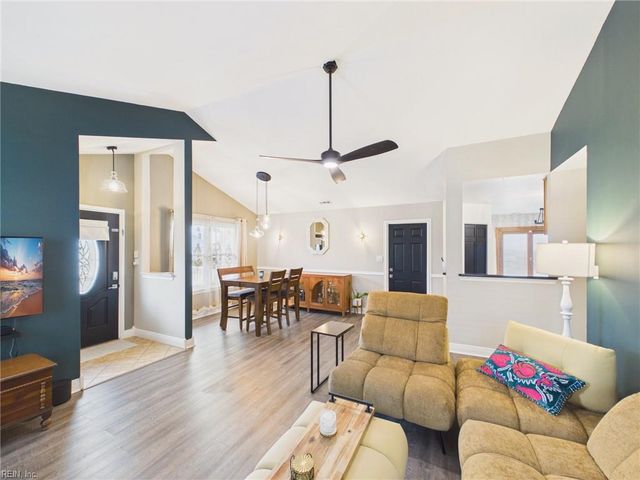 525 Hillshire WAY, Virginia Beach, VA 23454