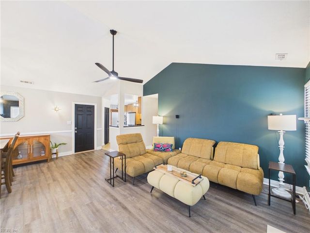 525 Hillshire WAY, Virginia Beach, VA 23454