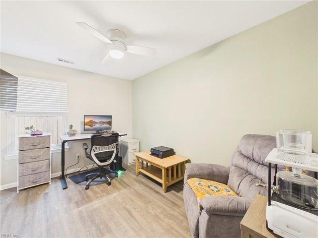 525 Hillshire WAY, Virginia Beach, VA 23454