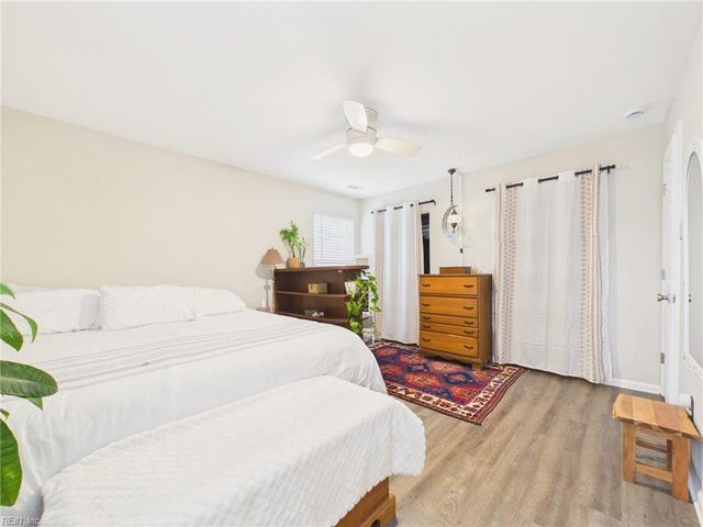 525 Hillshire WAY, Virginia Beach, VA 23454