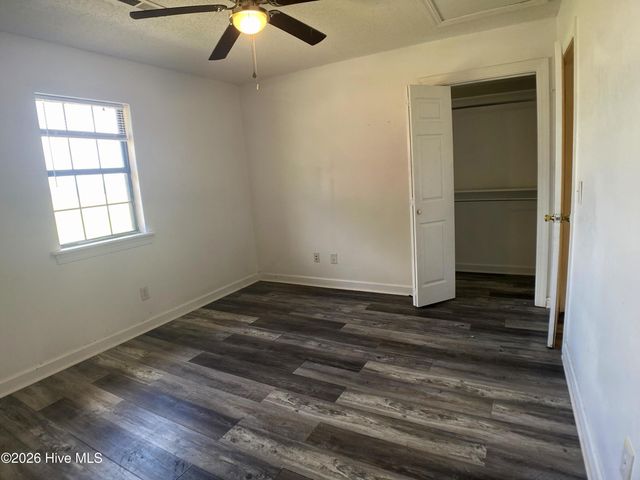 1999b Sunnybrook Road, Greenville, NC 27834