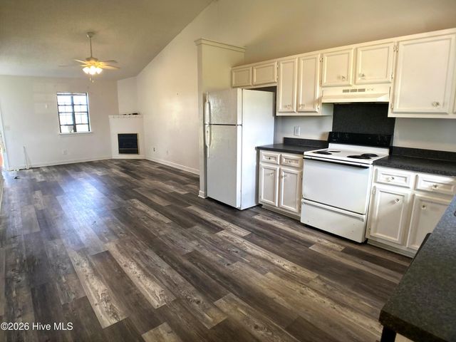 1999b Sunnybrook Road, Greenville, NC 27834