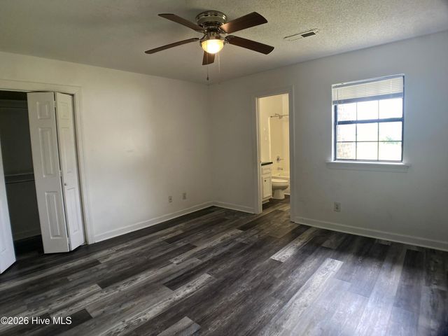 1999b Sunnybrook Road, Greenville, NC 27834