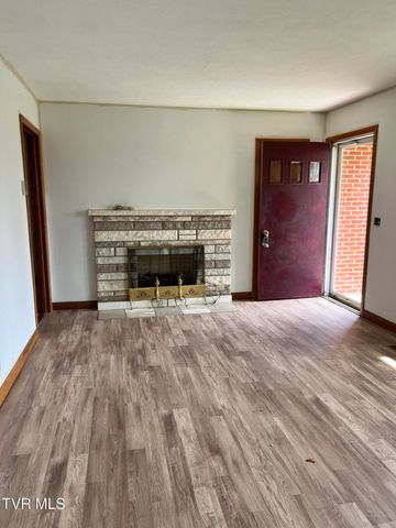 936 Delrose Drive, Kingsport, TN 37660