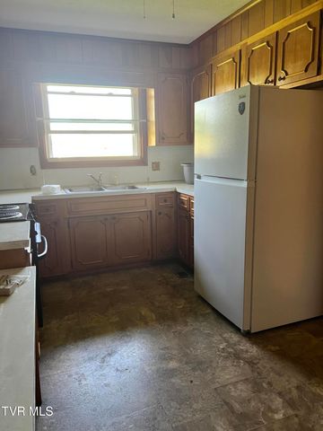 936 Delrose Drive, Kingsport, TN 37660