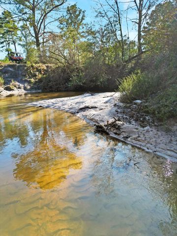 4343 E Plympton Road, Laurel Hill, FL 32567