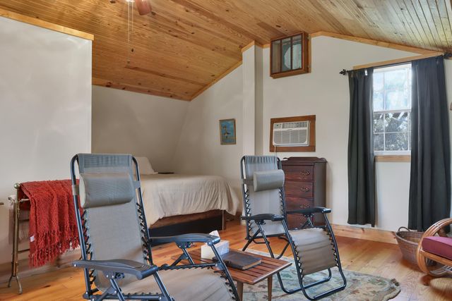 4343 E Plympton Road, Laurel Hill, FL 32567