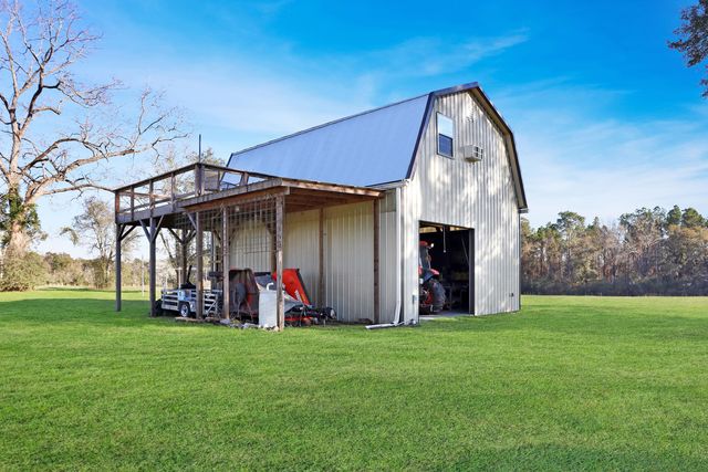 4343 E Plympton Road, Laurel Hill, FL 32567