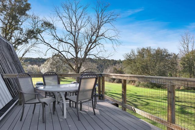 4343 E Plympton Road, Laurel Hill, FL 32567