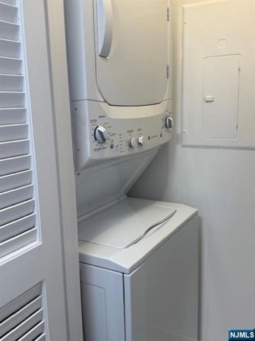 220B Washington Avenue 220B, Fort Lee, NJ 07024