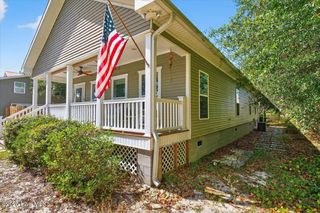 147 NE 8th Street, Oak Island, NC 28465