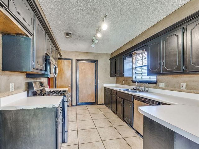 221 Cypress Drive, Oklahoma City, OK 73170