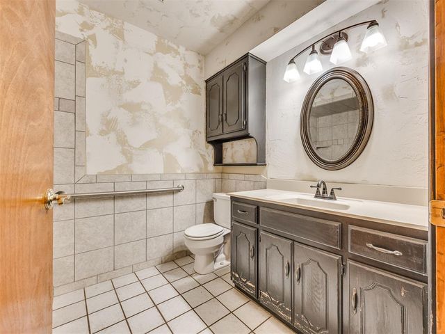 221 Cypress Drive, Oklahoma City, OK 73170