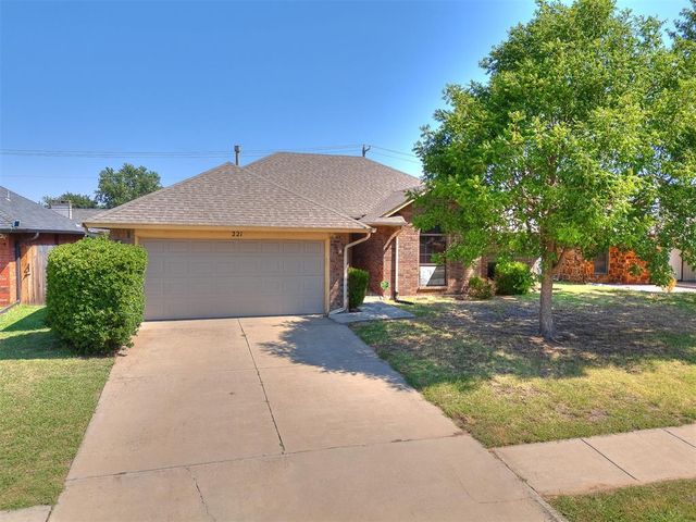221 Cypress Drive, Oklahoma City, OK 73170