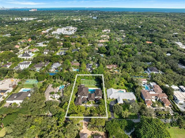 8961 SW 62nd Ct, Pinecrest, FL 33156