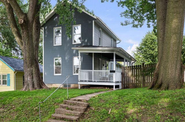2015 Leclaire Street, Davenport, IA 52803