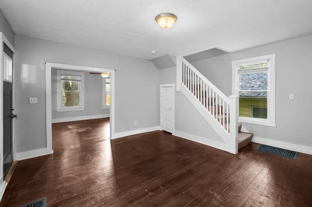 2015 Leclaire Street, Davenport, IA 52803