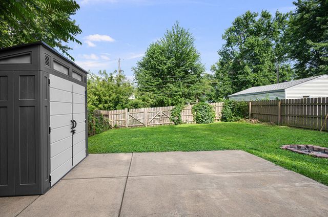 2015 Leclaire Street, Davenport, IA 52803