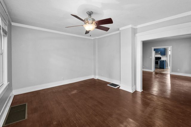 2015 Leclaire Street, Davenport, IA 52803