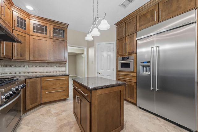 24103 Doverwick Drive, Tomball, TX 77375