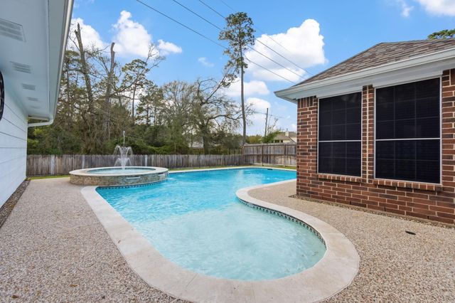 24103 Doverwick Drive, Tomball, TX 77375