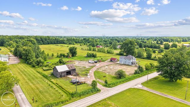 6266 Plank Road, Cottrellville Twp, MI 48039