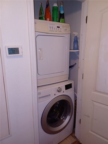 904 University Oaks Boulevard 101, College Station, TX 77840