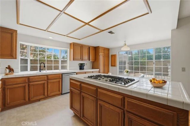15716 Birchwood, La Mirada, CA 90638