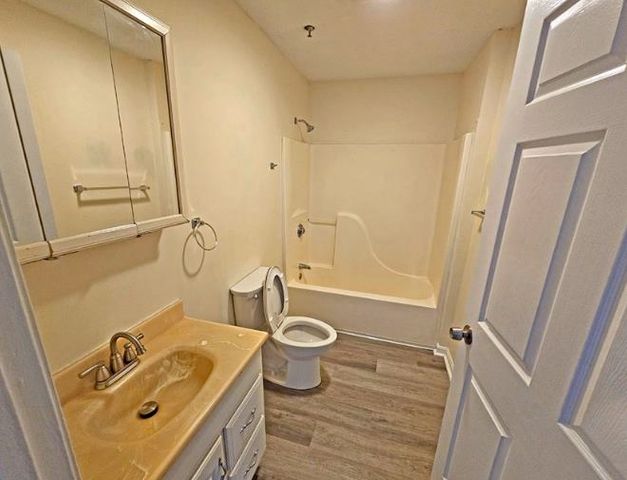 38 Unit Somersworth Portfolio, Somersworth, NH 03878