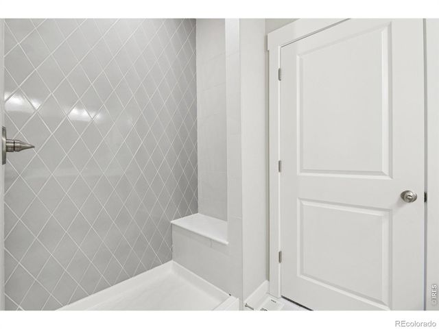 410 High Point Drive 104, Longmont, CO 80504