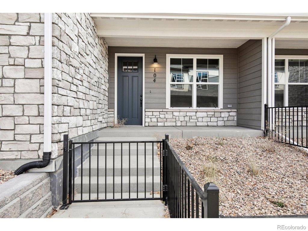 410 High Point Drive 104, Longmont, CO 80504